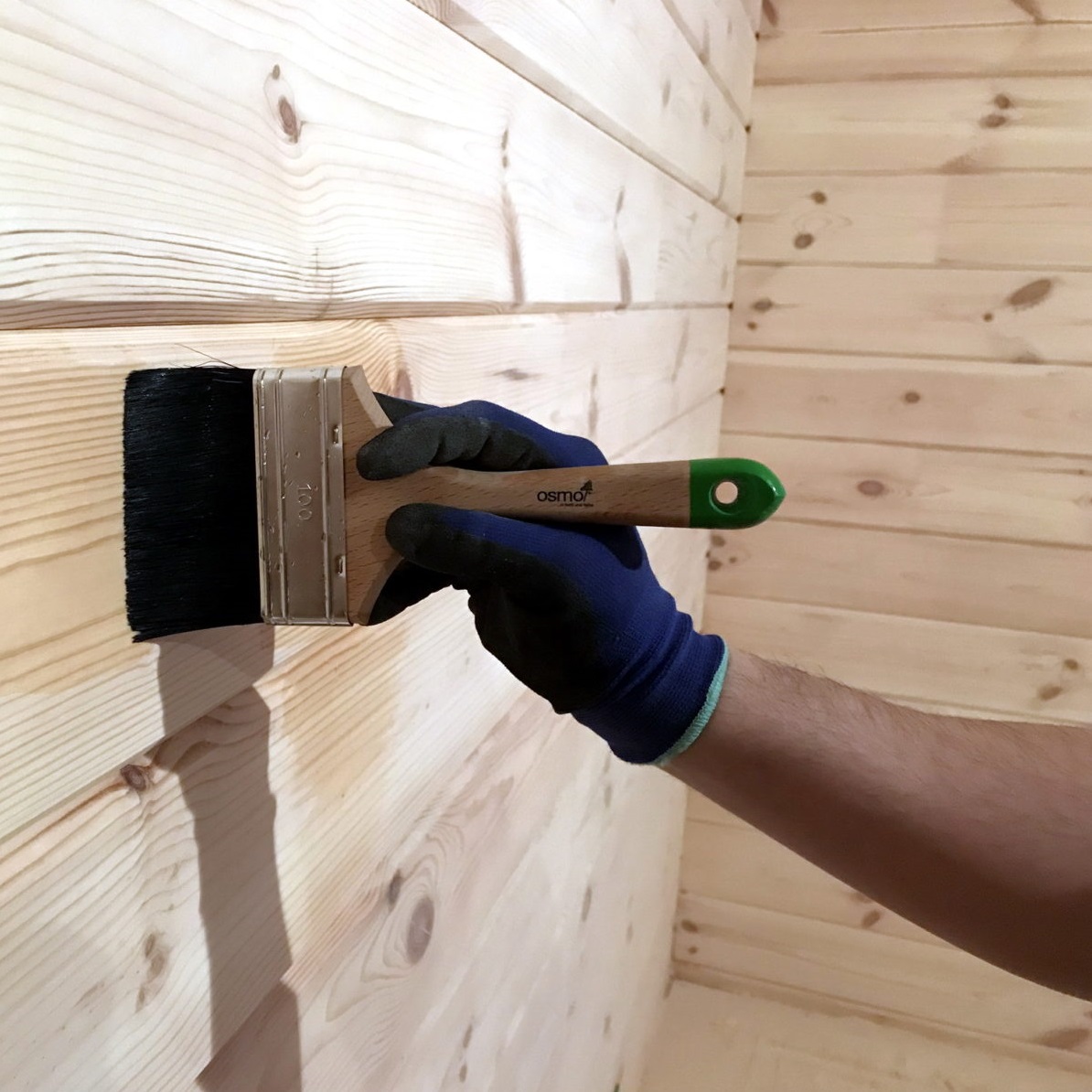 Окраска деревянного дома недорого под ключ